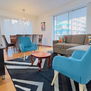 Departamento De Lujo 3 Dormitorios, 5 Camas, 1 Sofa Cama, 11 Personas, Con Terraza Abierta, Wiffi Y Parking Free Quito