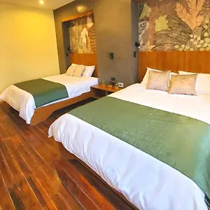 4* Hotel Inti